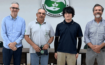 Pesquisador da Nichino (Japão) visita ensaios no Brasil